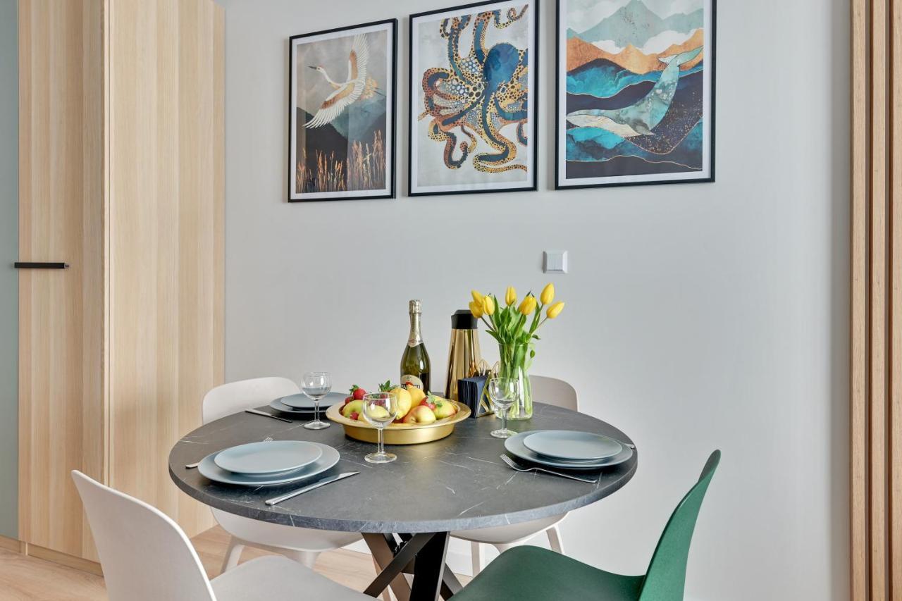 Apartament Walowa Shipyard Danzica Esterno foto