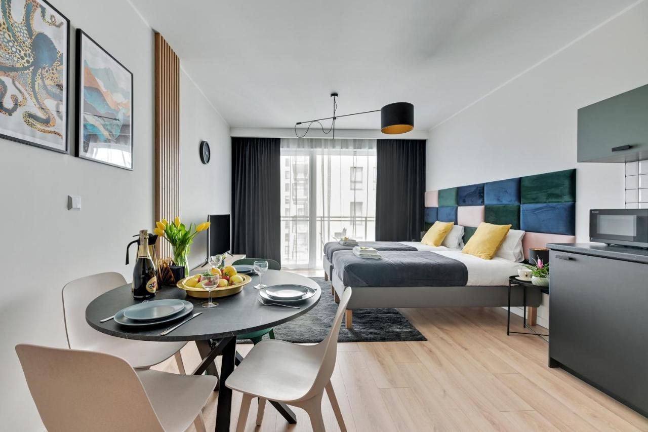 Apartament Walowa Shipyard Danzica Esterno foto